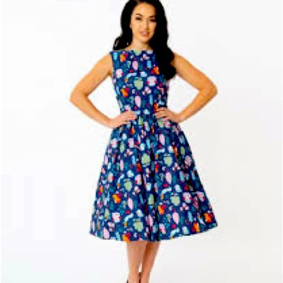 blue vintage swing dress 1970s Ditsy Floral Gunne Sax Dress S – The Barn Owl Vintage Goods main image 0